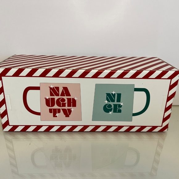 NEW Indigo NAUGHTY & NICE Christmas MUG GIFT SET OF TWO(2) ~ 14 oz - Picture 4 of 9